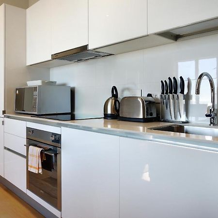 Triangle Luxury Suites By Totalstay Fokváros Kültér fotó