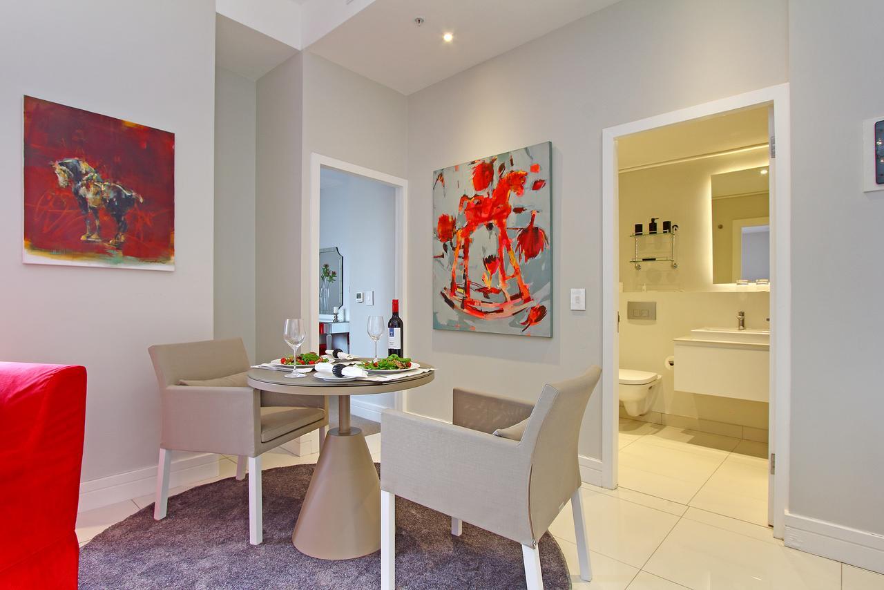 Triangle Luxury Suites By Totalstay Fokváros Kültér fotó