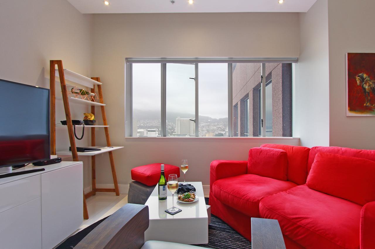 Triangle Luxury Suites By Totalstay Fokváros Kültér fotó
