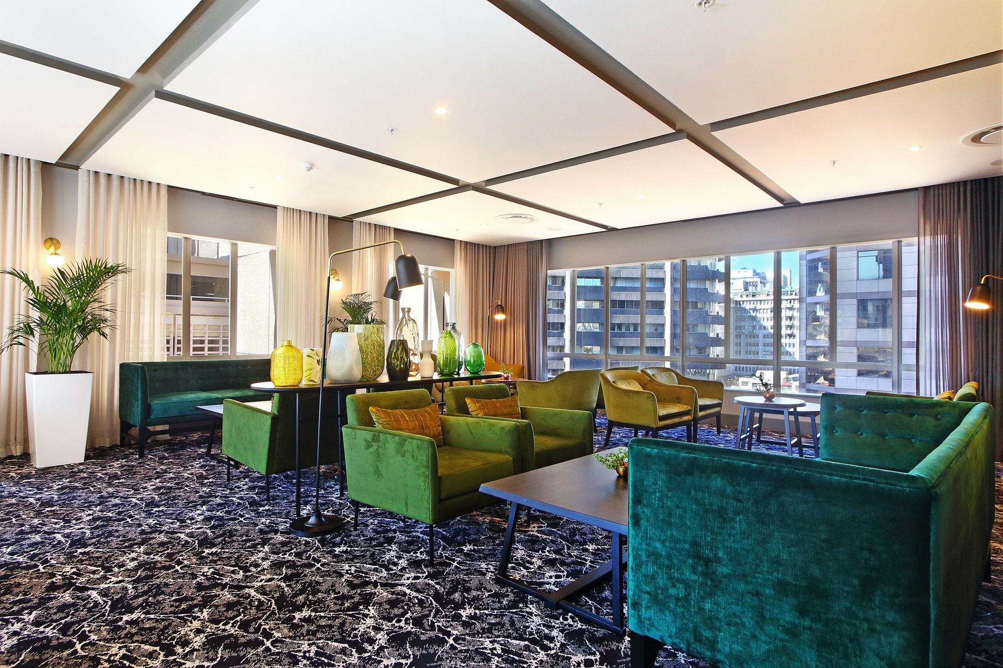 Triangle Luxury Suites By Totalstay Fokváros Kültér fotó