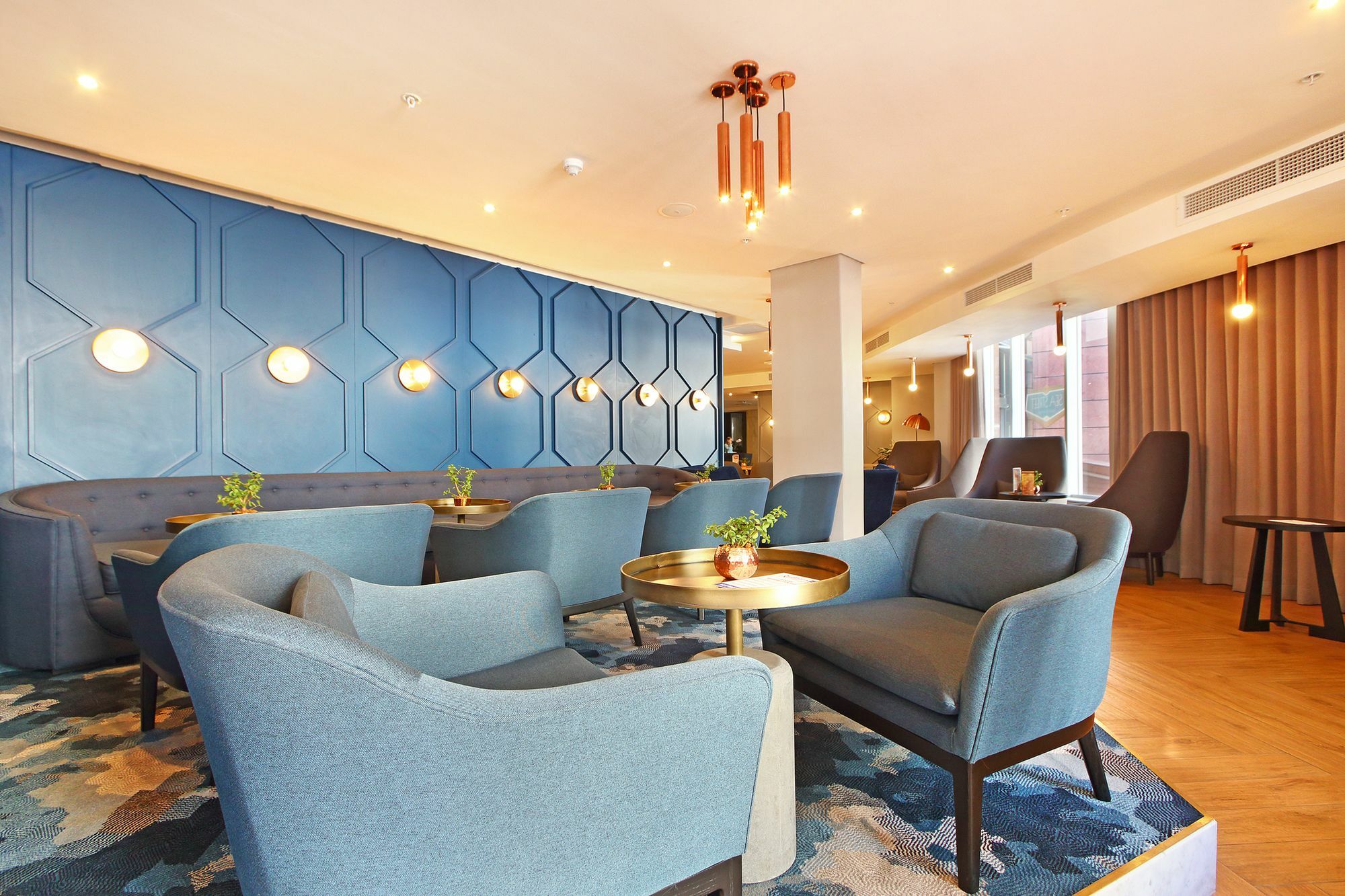 Triangle Luxury Suites By Totalstay Fokváros Kültér fotó